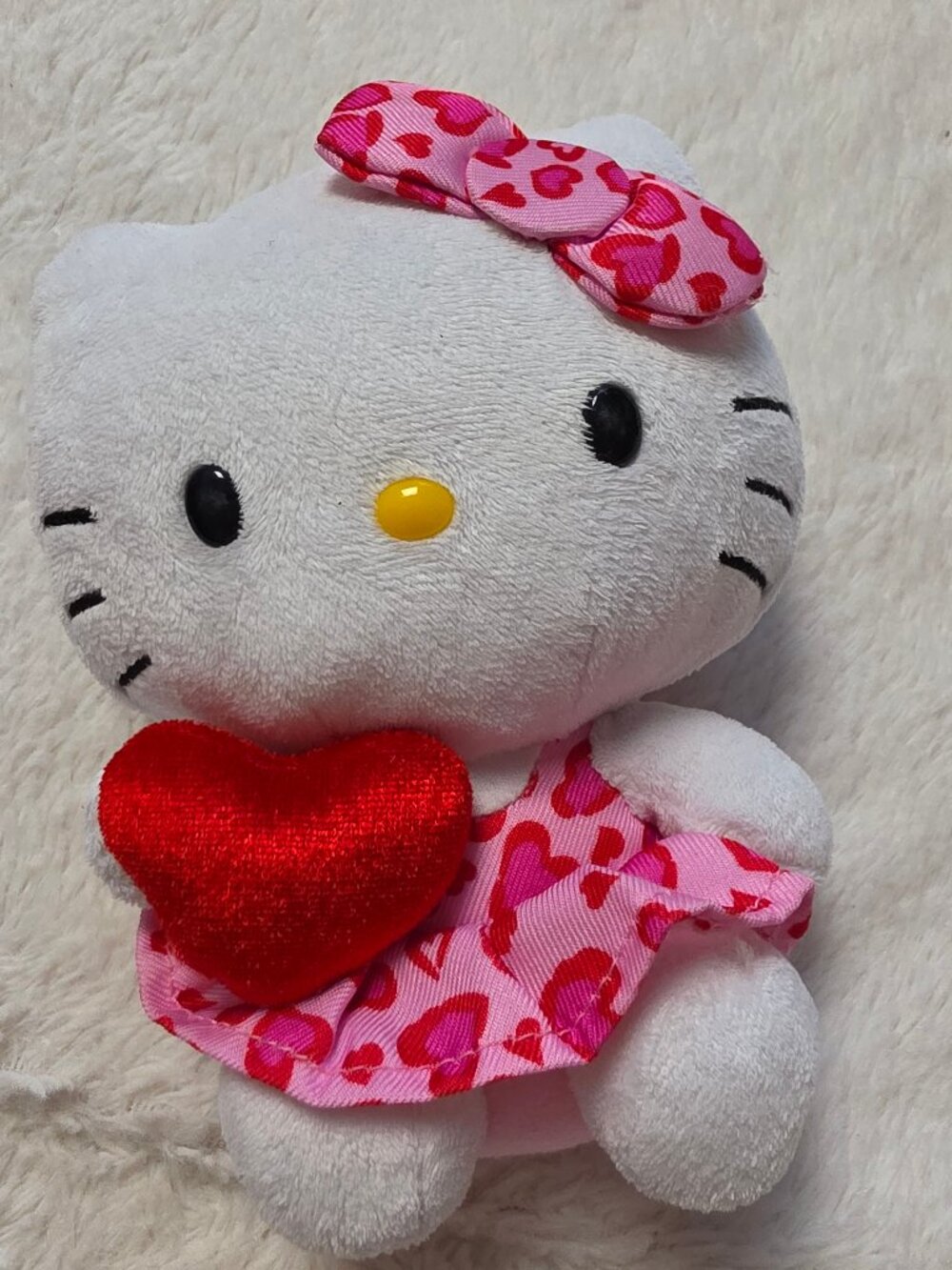 Ty Beanie Baby Hello Kitty Valentine Plush Heart Dress & Red Heart 2012 Sanrio